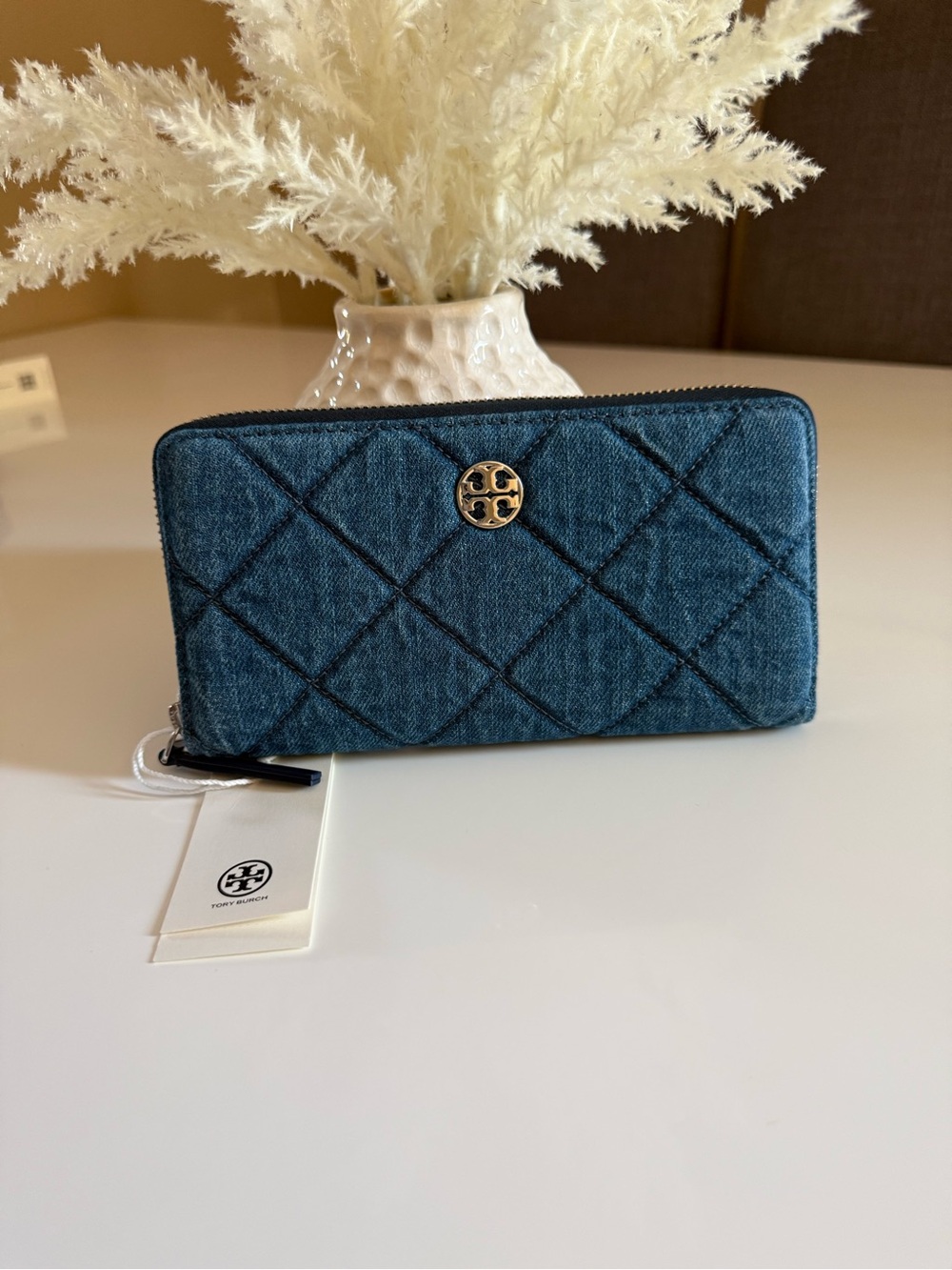 NWT , authentic tory burch denim jeans blue wallet $260 - Picture 3 of 10